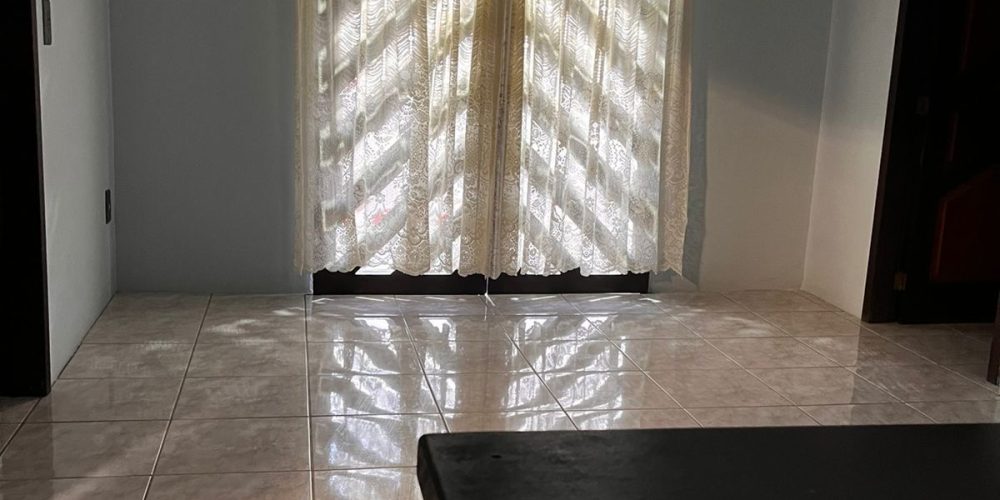 1CC195AD-2173-4CDE-8201-AF9B6797F201