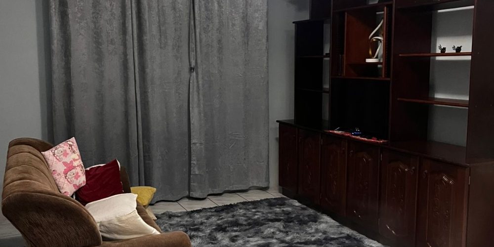 4A4C2FFD-EFD7-49C7-AADF-8D77E97CCD17