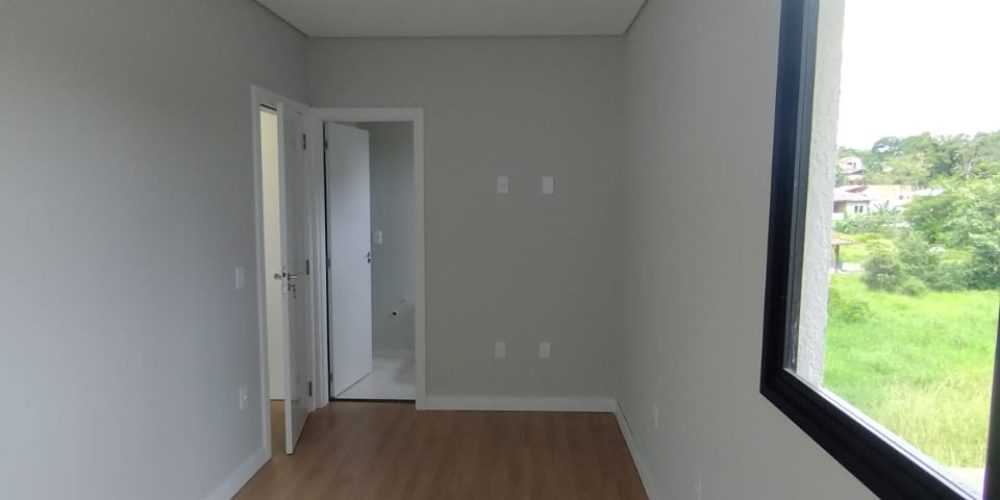 WhatsApp Image 2025-06-07 at 11.52.36 (2)