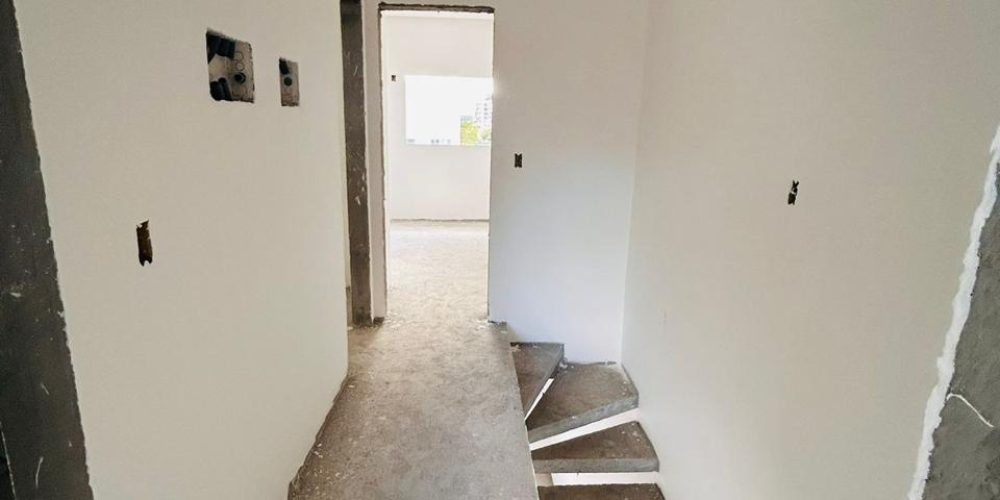 WhatsApp Image 2025-06-13 at 11.40.08 (1)