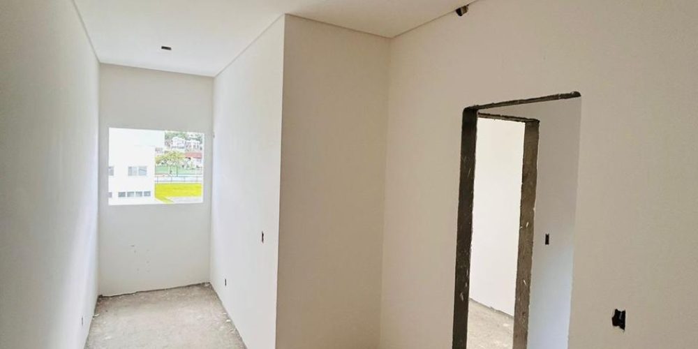 WhatsApp Image 2025-06-13 at 11.40.09 (1)