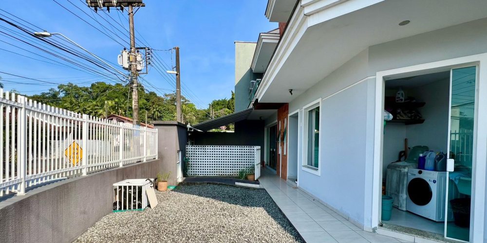 WhatsApp Image 2025-08-06 at 09.52.37