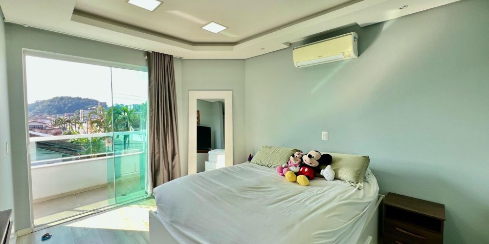 WhatsApp Image 2025-08-06 at 09.52.40 (1)