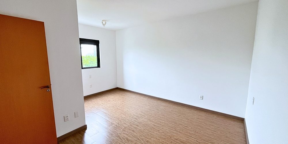 WhatsApp Image 2025-09-01 at 13.24.09 (1)