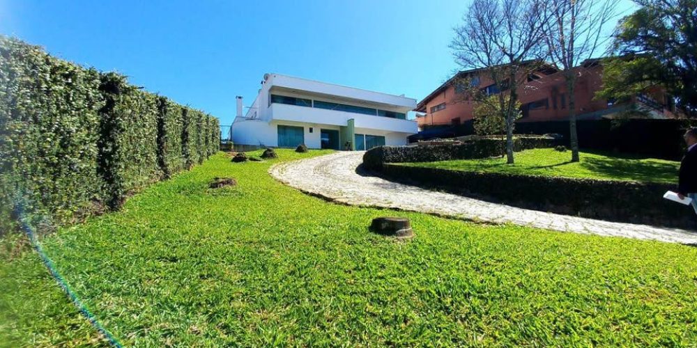 WhatsApp Image 2025-09-29 at 09.30.59 (2)