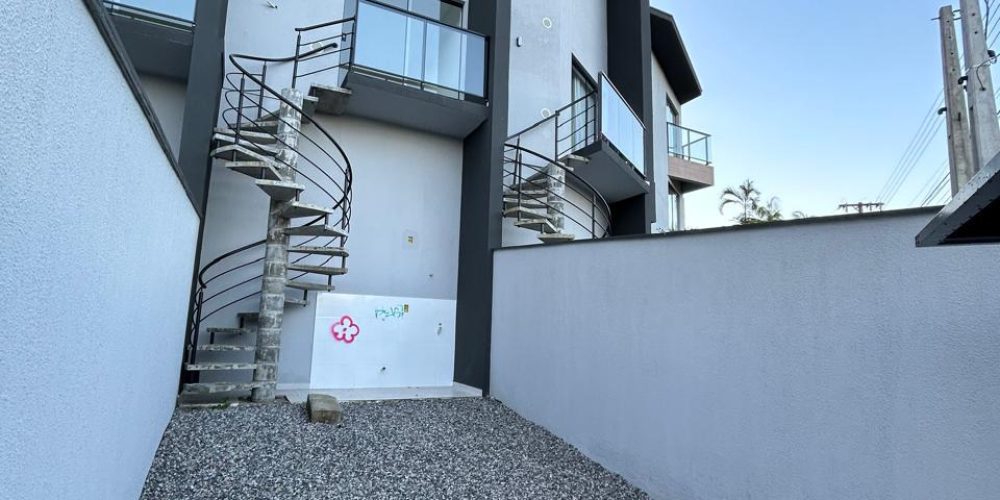 WhatsApp Image 2025-10-22 at 09.42.32 (1)