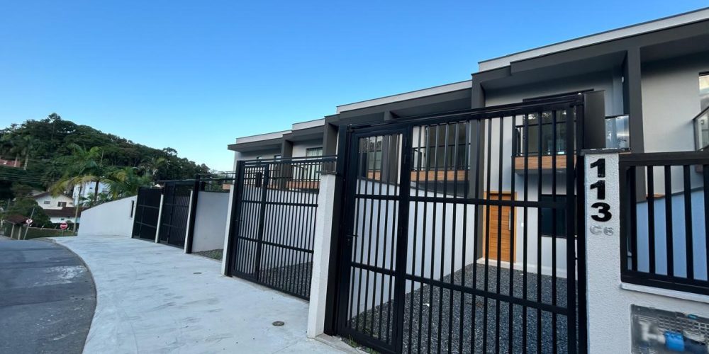 WhatsApp Image 2025-10-22 at 09.42.35 (1)